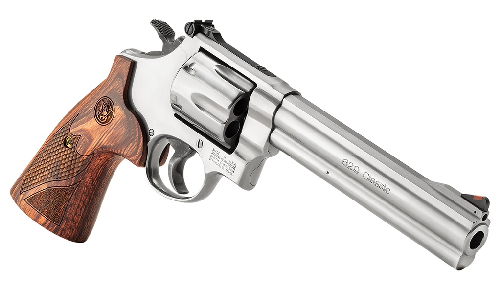 Smith and Wesson 629 Deluxe 2