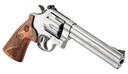 Smith and Wesson 629 Deluxe 2