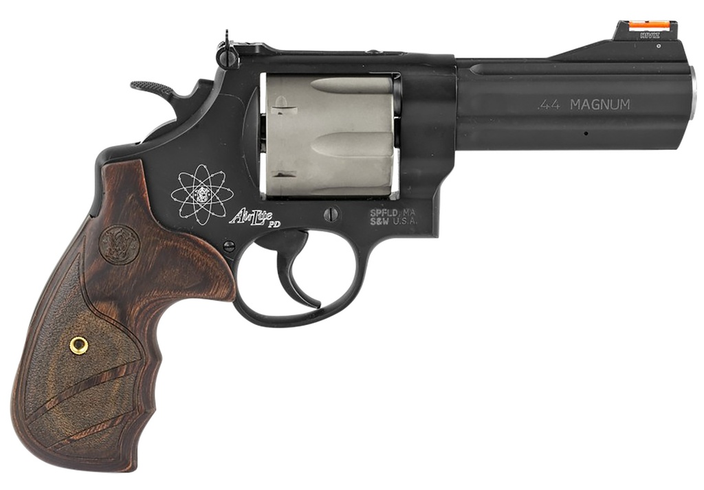 Smith and Wesson 329PD 1