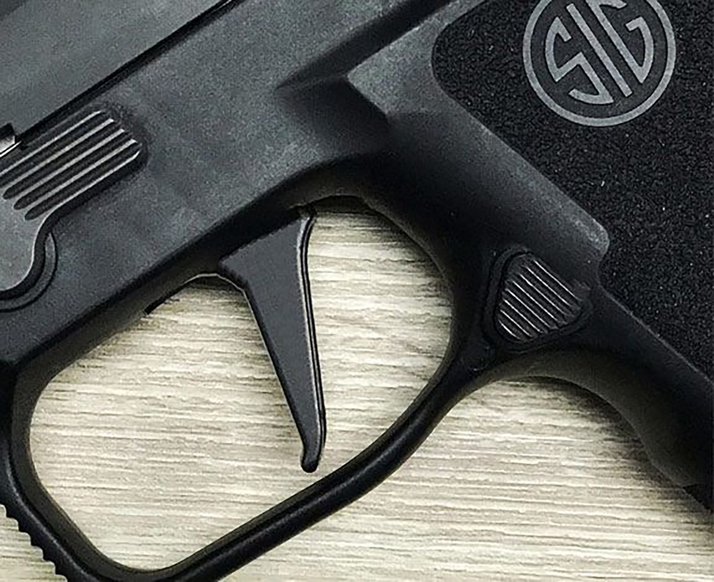 SIG SAUER P320 Flat Trigger 3